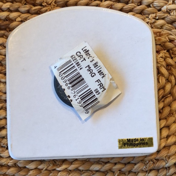 cat lovers refrigerator magnet AND pre read book - Picture 5 of 9